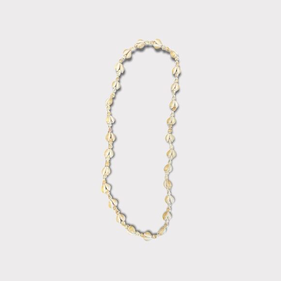 3/$15 Seashell Necklace - Picture 1 of 2